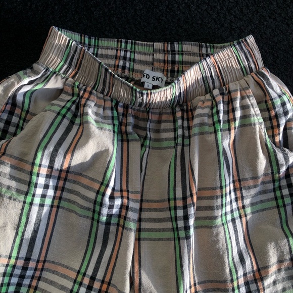 Red Sky pants! - Picture 4 of 16